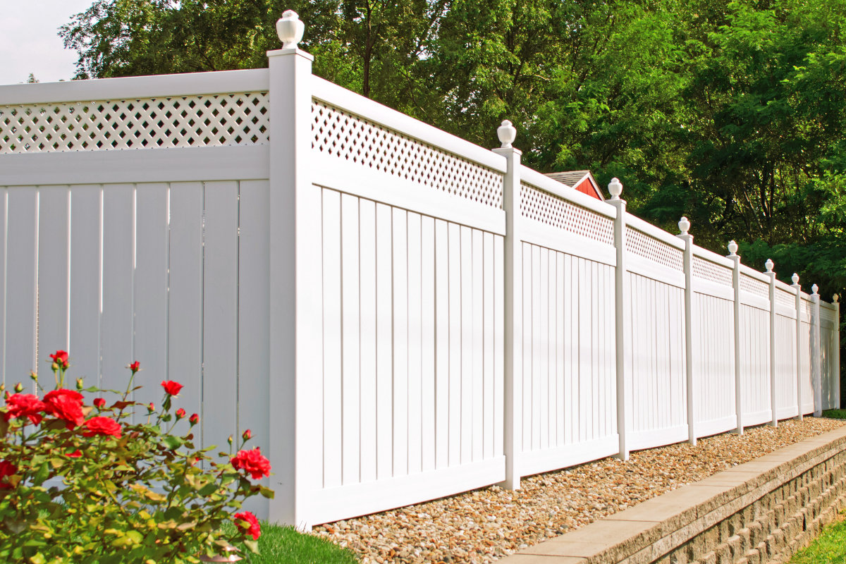 Vinyl & Composite Fencing