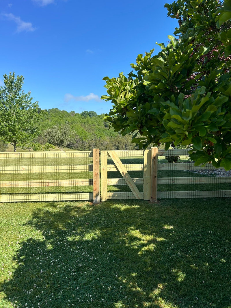 Completed wood fence project in Augusta County